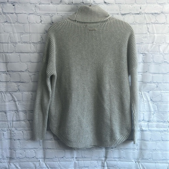 MICHAEL Michael‎ Kors gray turtleneck knit sweater women’s size small - Picture 4 of 4